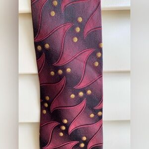 Red and Gold Neck Tie